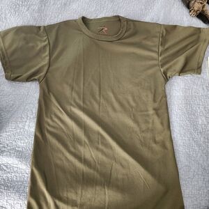 Rothco Men's Military Green Classic Crew Neck T-Shirt